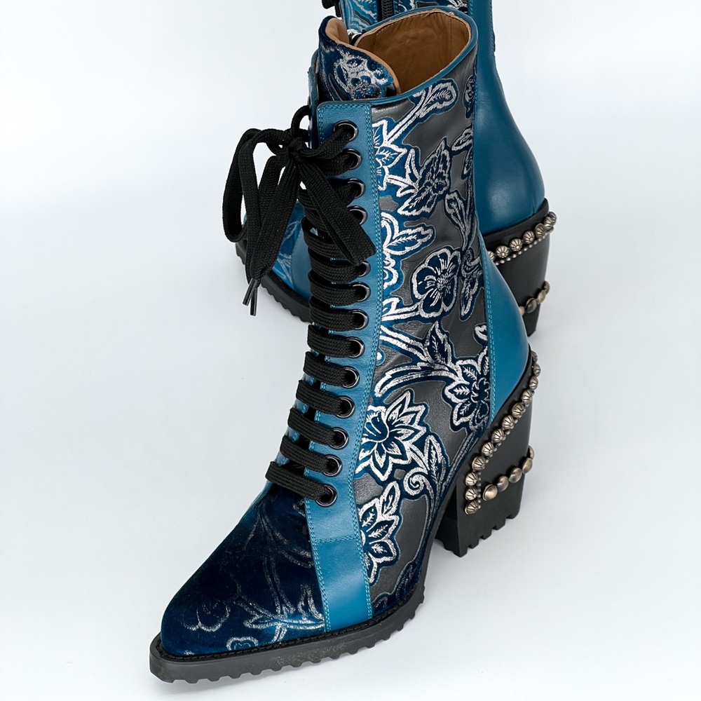 Chloe very rare Runway brocade leather / velvet studded boots. Size 37.5 - Picture 2 of 7